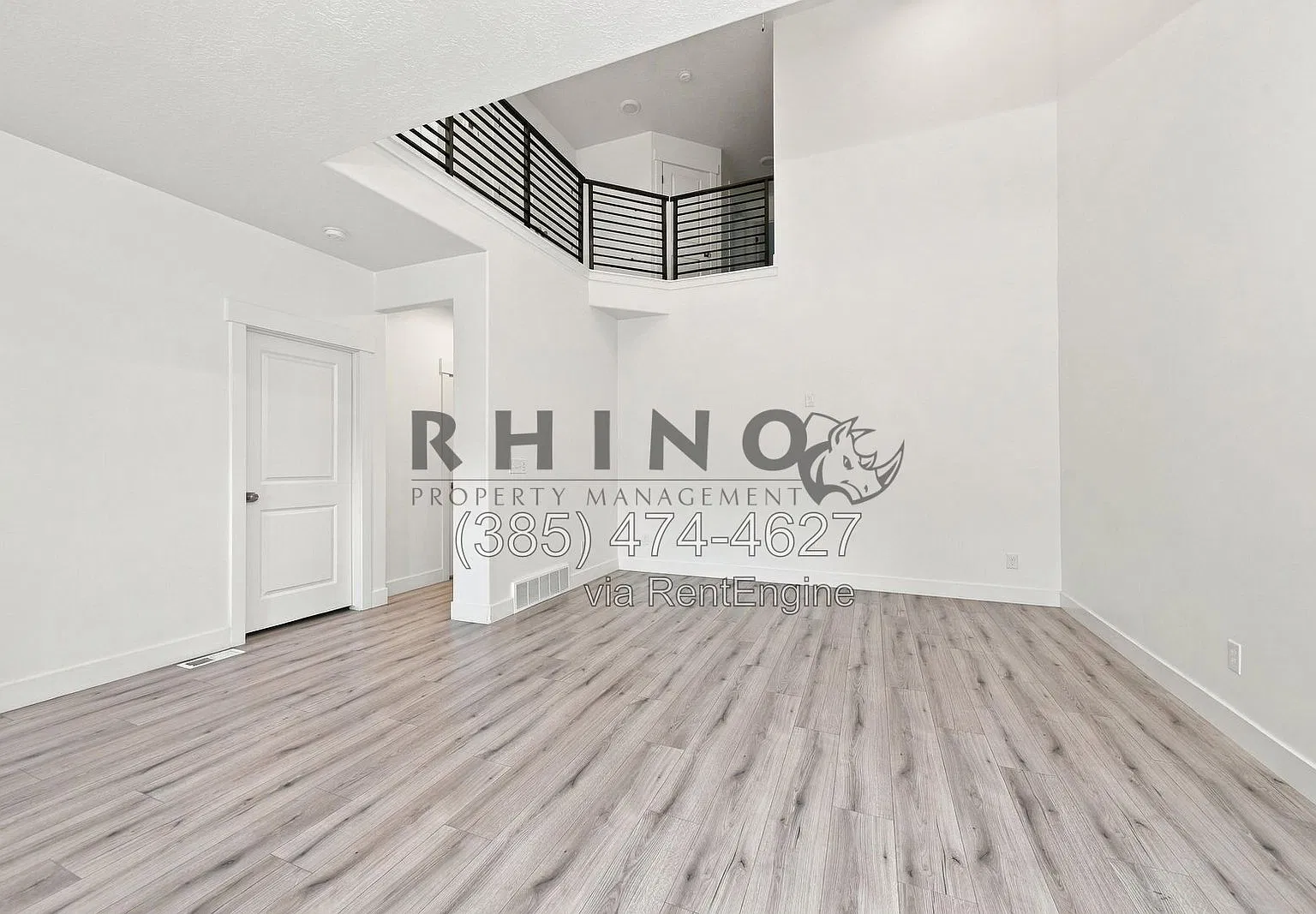 3 bed, 2.5 bath, 2402 sqft, $2,350 — Photo 3