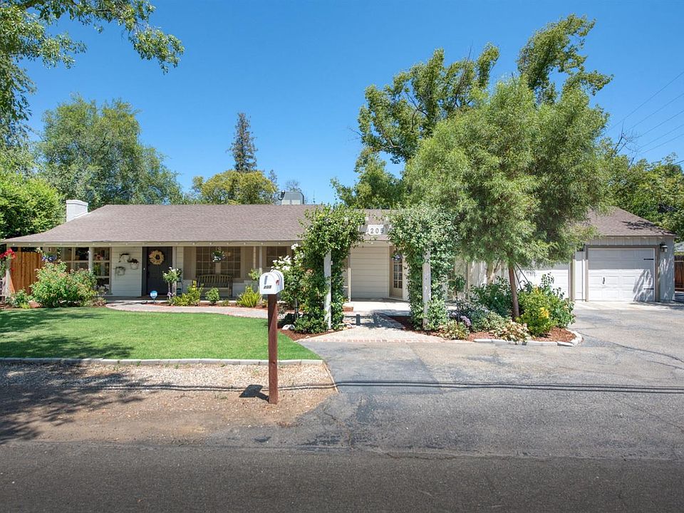 1st image of 205 E Santa Ana Ave