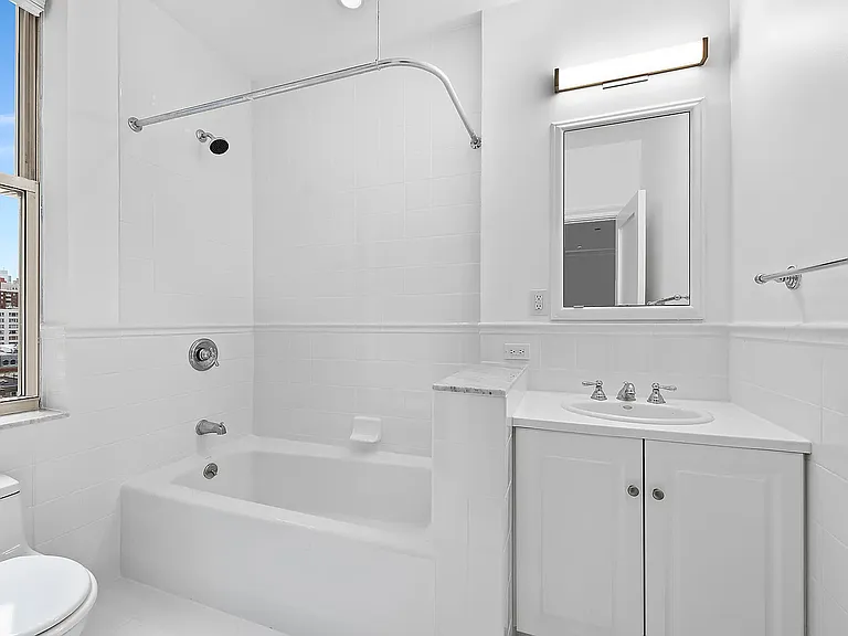 544 E 86th St #13W — Photo 10