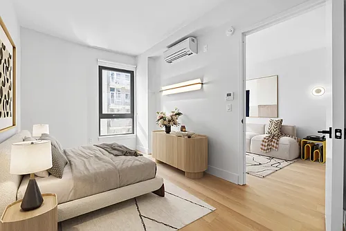 130 Hope St Photo 1