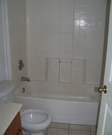 5th image of 89 Wheatfield Dr