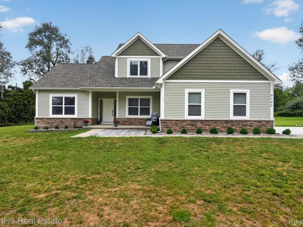 5127 Clyde Rd, Howell, MI 48855