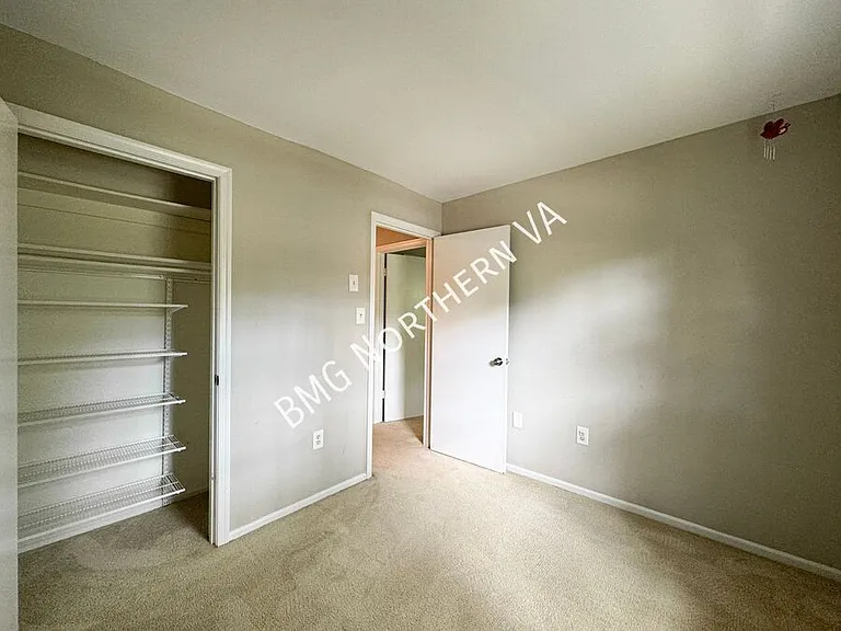 566 Windover Ave NW — Photo 17