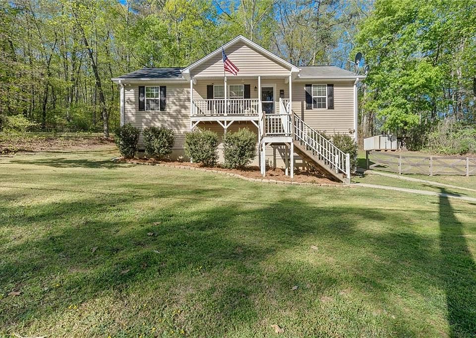 1st image of 305 Center Point Rd