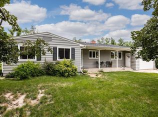 1522 25th St SE, Cedar Rapids, IA 52403