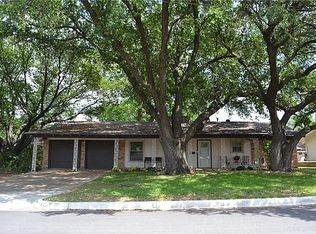 5617 Whitman Ave, Fort Worth, TX 76133