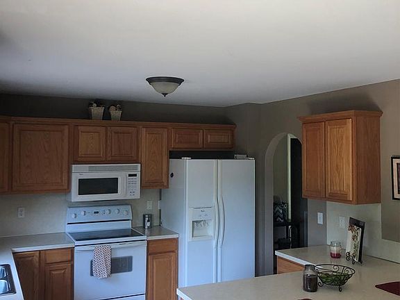 5th image of 152 Perry Dr