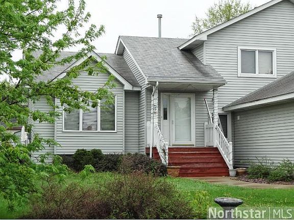 2nd image of 3227 W Park Dr