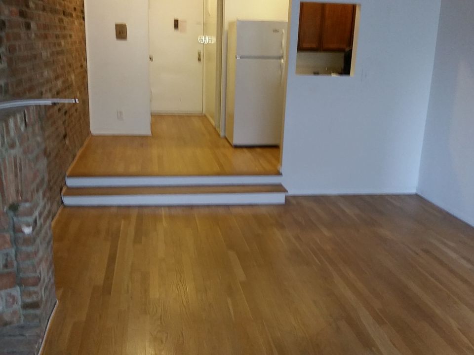 2nd image of 518 E 80th St APT 4H