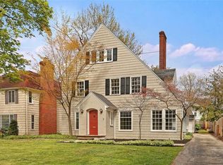 3265 Avalon Rd, Shaker Heights, OH 44120