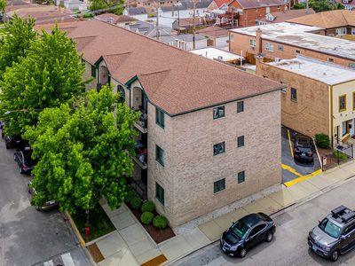 3154 N Oleander Ave APT 2C, Chicago, IL, 60707