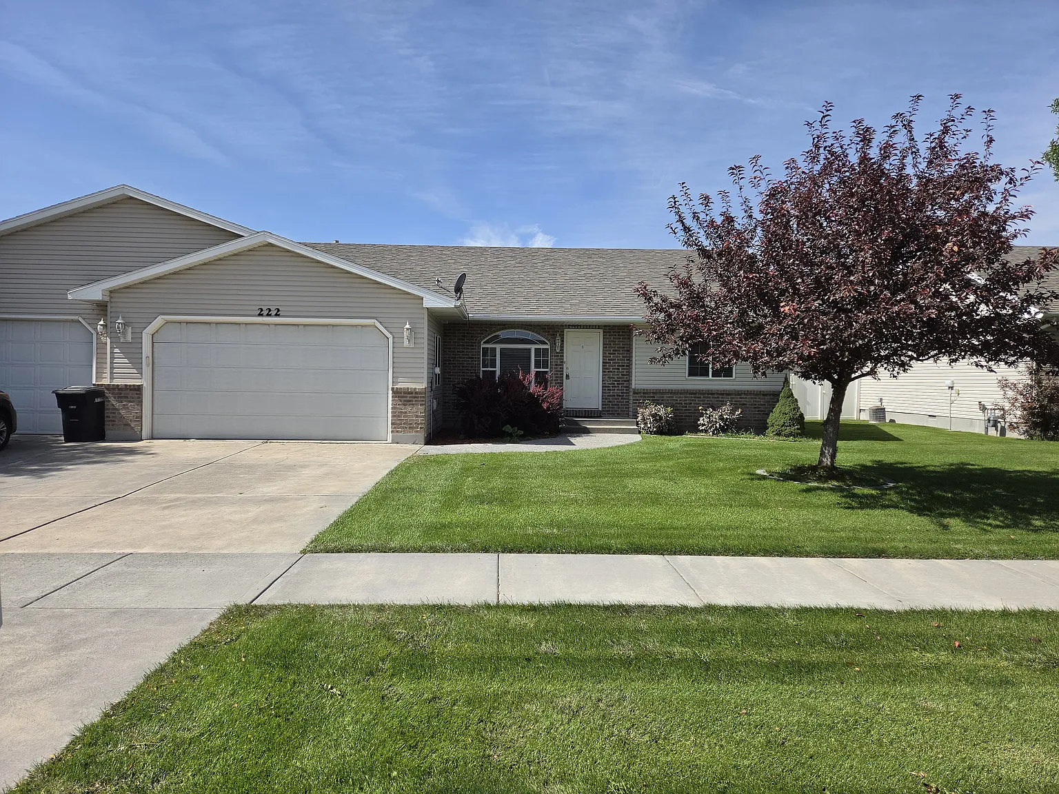 2 bed, 2.0 bath, 1149 sqft, $1,700 — Photo 1
