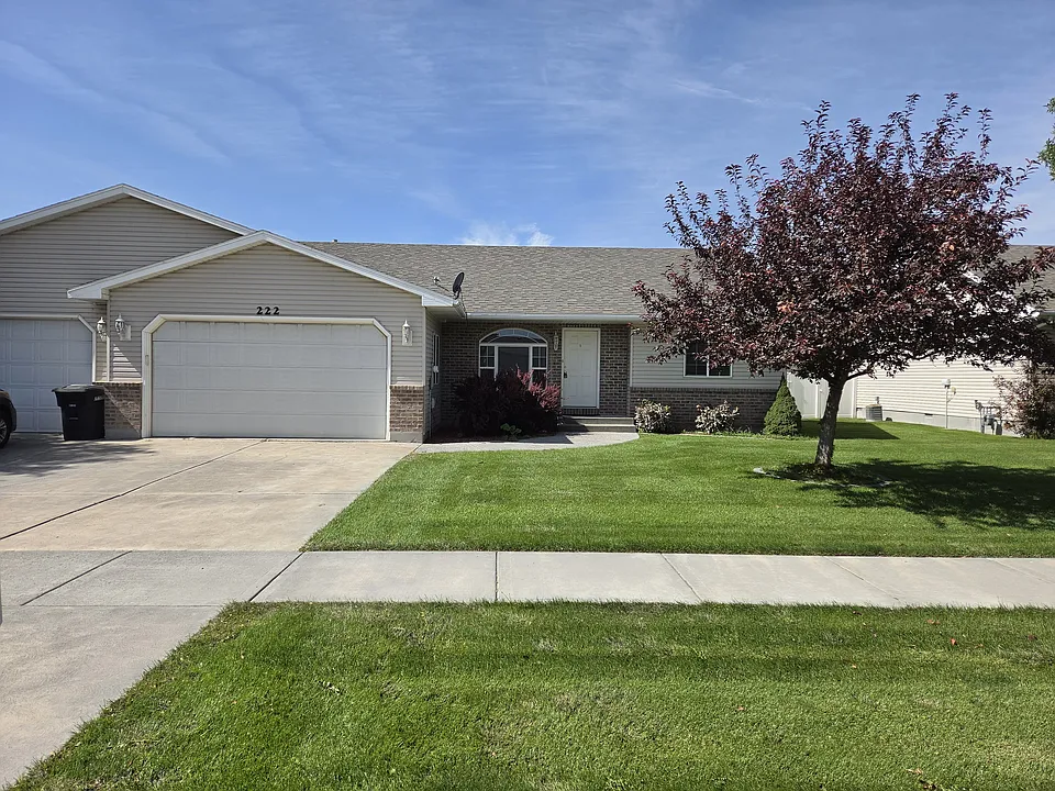 222 Robison Dr