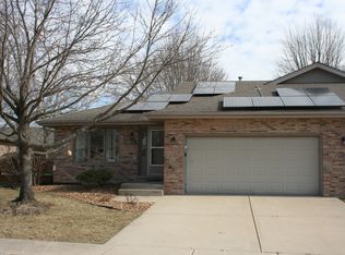 816 Eagle Creek Rd, Elwood, IL 60421