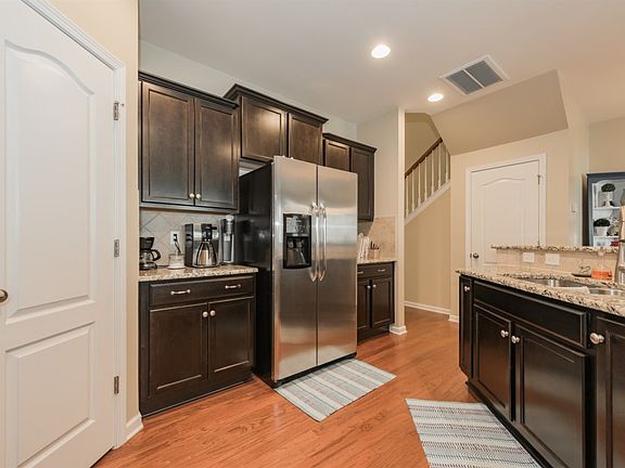 5th image of 7319 Overmountain Dr