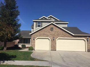 2774 Moir Ave, Sanger, CA