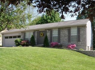 706 Coachway Ct, Taylor Mill, KY
