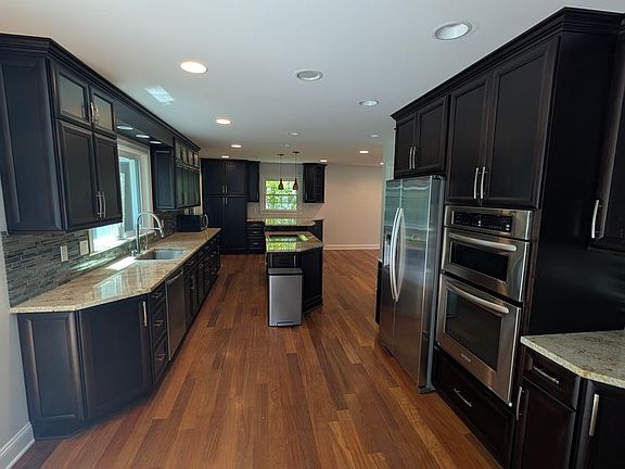 4th image of 31195 Marvis Dr