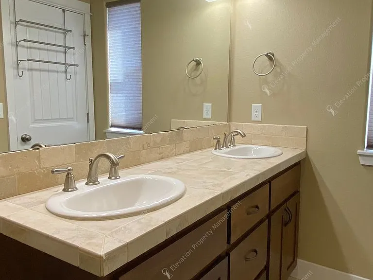 61402 Sunbrook Dr — Photo 24