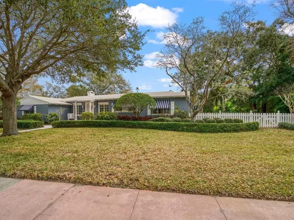 529 Ponce De Leon Blvd, Belleair, FL 33756