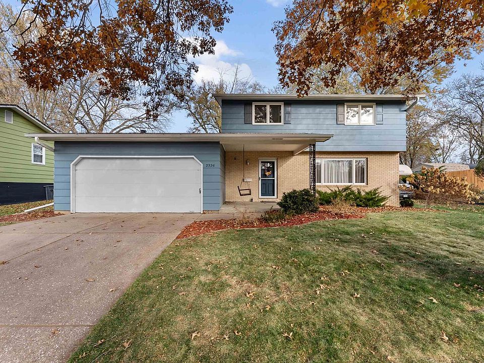 1st image of 2326 Kingsway Dr
