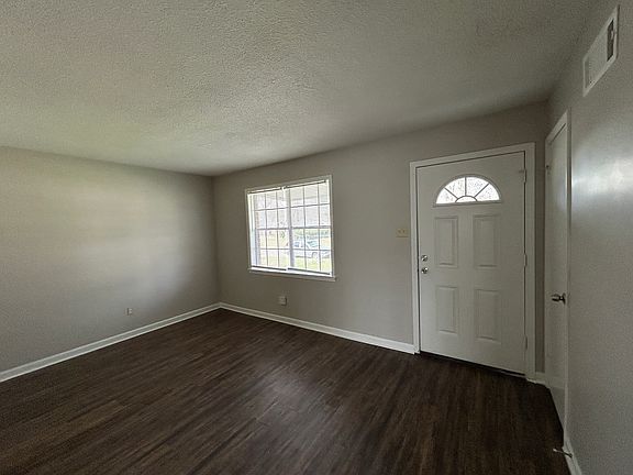 2nd image of 6485 Forest Glen Dr