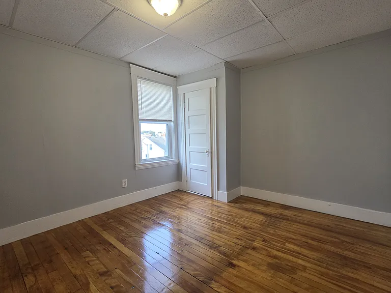 16 Groton Pl #3 — Photo 10