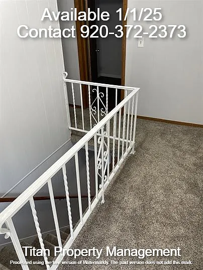 1318 W Spencer St — Photo 15