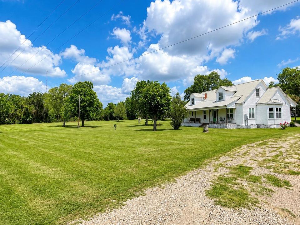 1st image of 235 Park Ln
