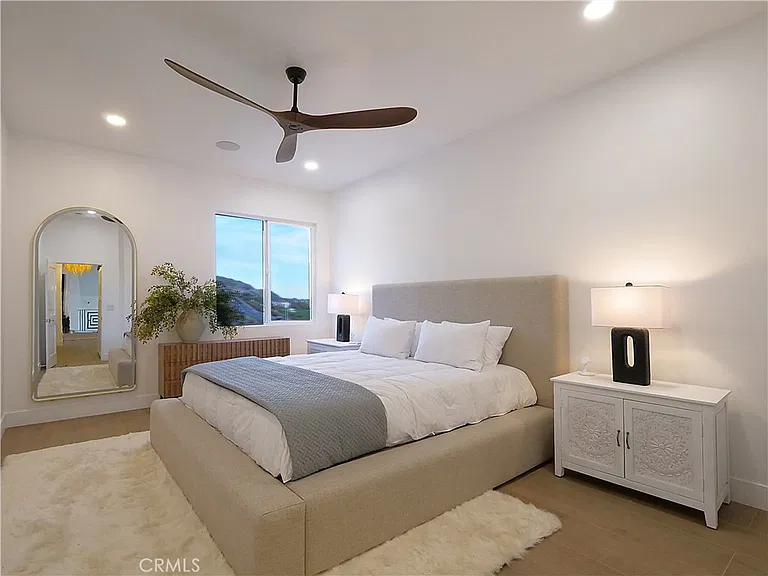 32551 Seacliff Dr — Photo 16