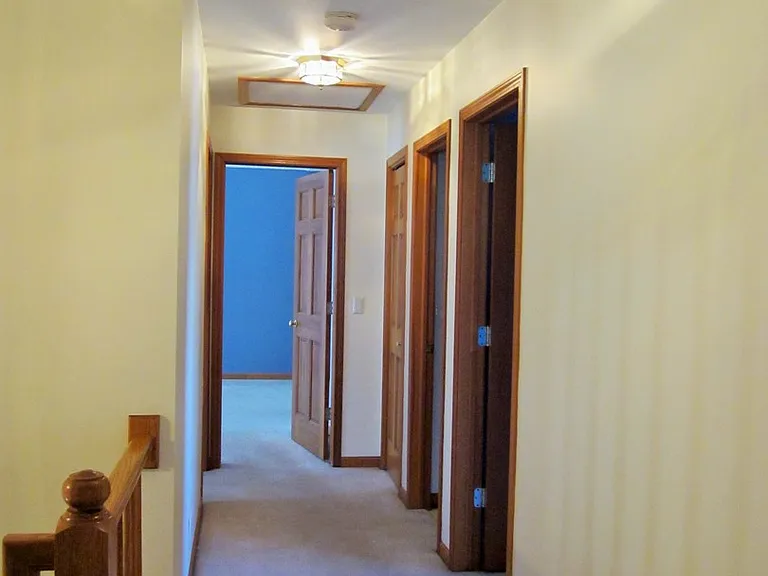 3690 Baybrook Dr — Photo 8