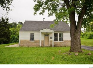 10548 Hobday Ave, Saint Ann, MO