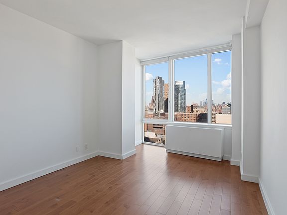 5th image of 80 Dekalb Ave #22C