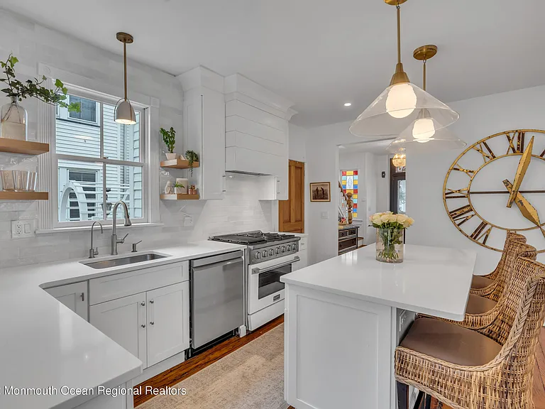 21 Pearce Ave — Photo 12