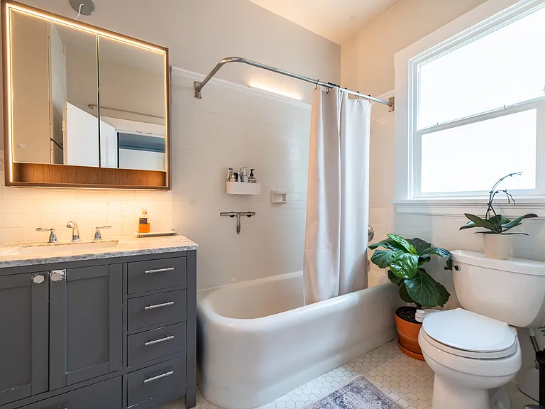 150 Palm Ave — Photo 16