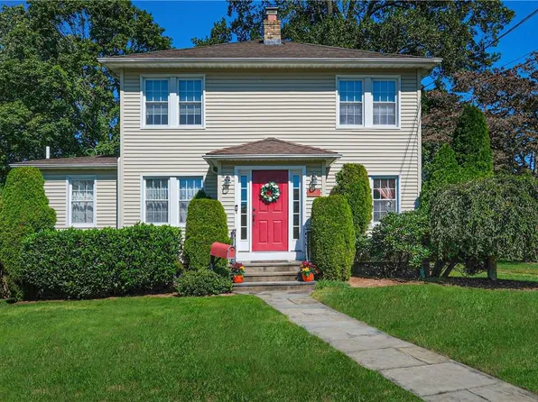 1502 Sterling Avenue, Mamaroneck, NY 10543