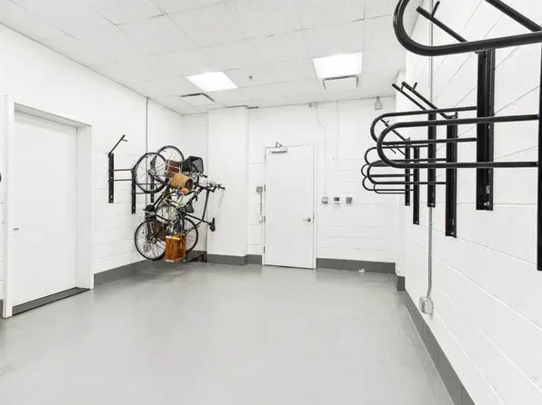 115 East 55th Street image 18 of 18