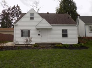 2700 Shelburn Ave, Akron, OH 44312
