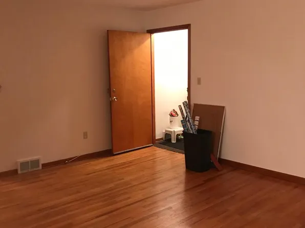 3032 Amboy Rd Floor 2, Staten Island, NY 10306