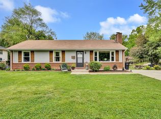 5207 Quail Hollow Cir, Roanoke, VA 24019