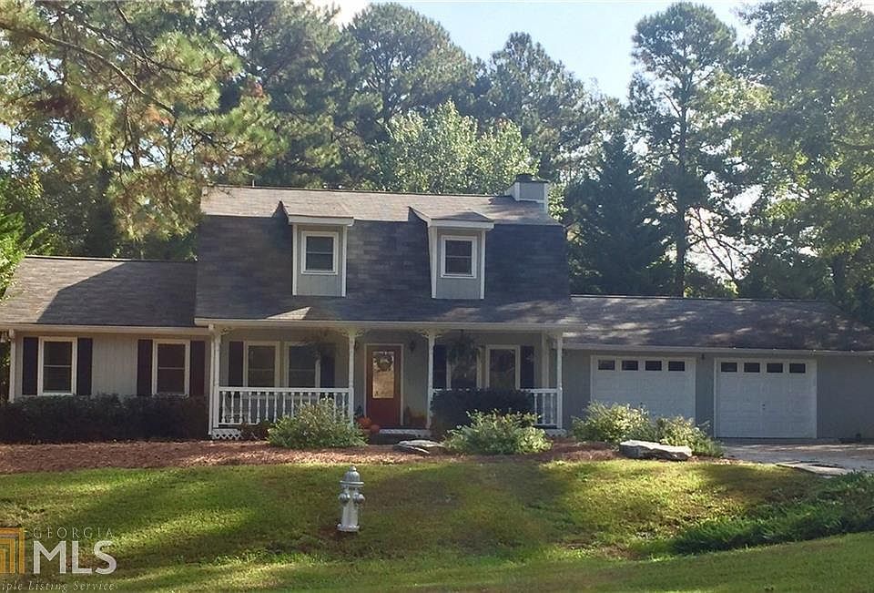 1st image of 2451 Cedar Dr