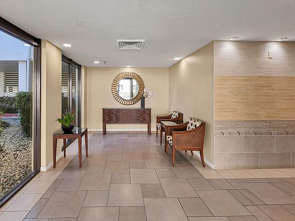 4th image of 1100 Ben Franklin Dr APT 802