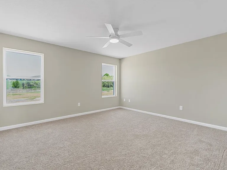 311 Alliance Dr — Photo 16