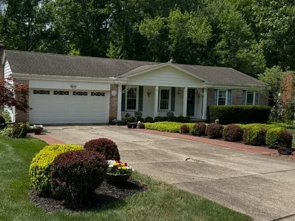 2239 Woodpark Rd, Akron, OH 44333