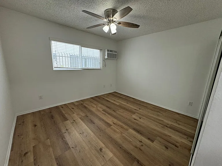 5650 Fair Ave — Photo 20
