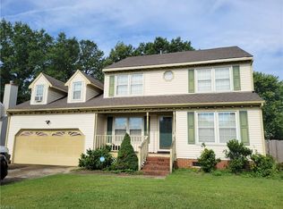 204 Knells Ridge Dr, Chesapeake, VA 23320