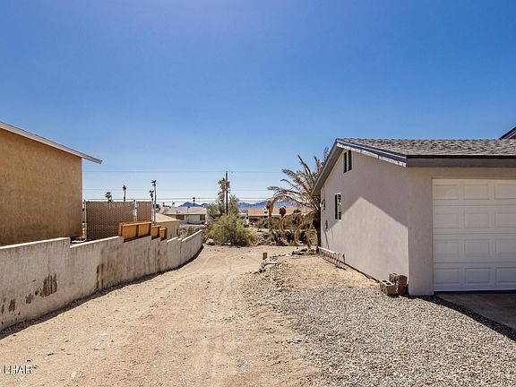 4th image of 2030 Mimosa Dr