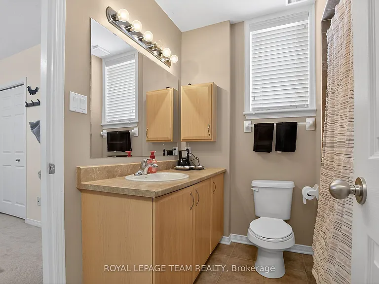 255 Deercroft Ave #1 — Photo 18