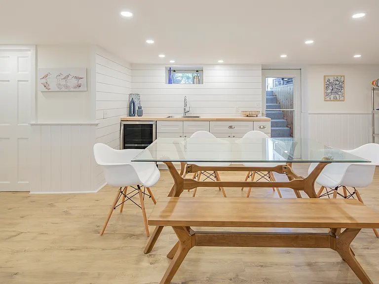 275 Maier Pl — Photo 11
