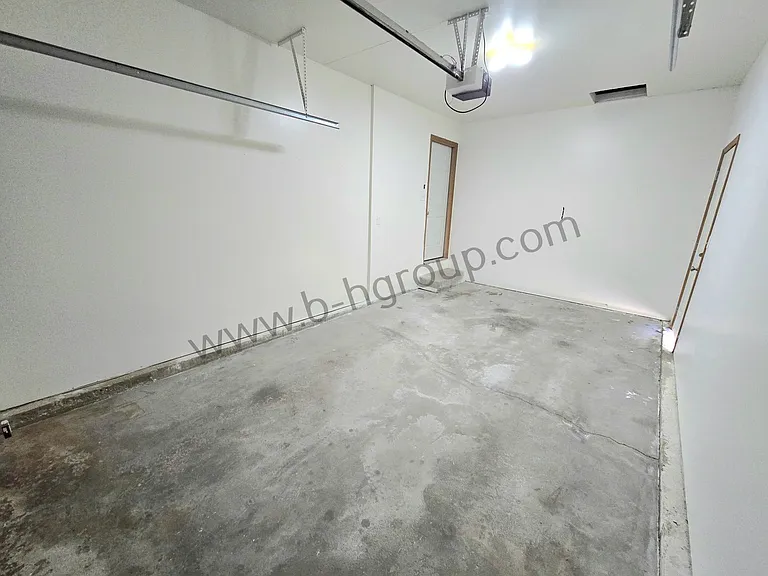 8845 17th Ave — Photo 27